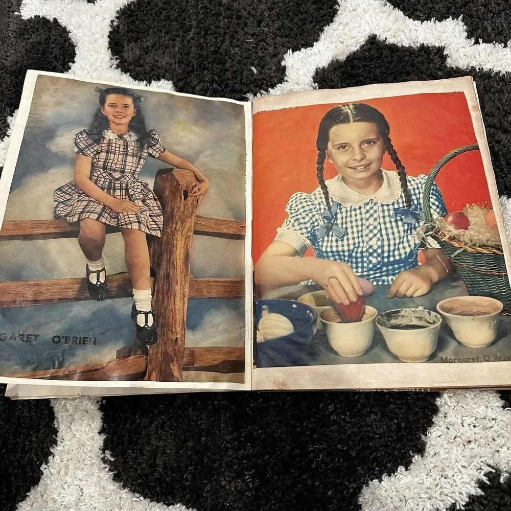 Vintage Handmade Movie Star Celebrity WW2 Magazine Clippings‎ Scrapbook 40’s